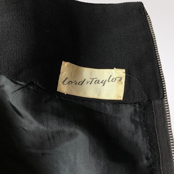 Lord & Taylor Vintage Cropped Black Blouse Structured – 70s Minimalist, Size S - Picture 9 of 15